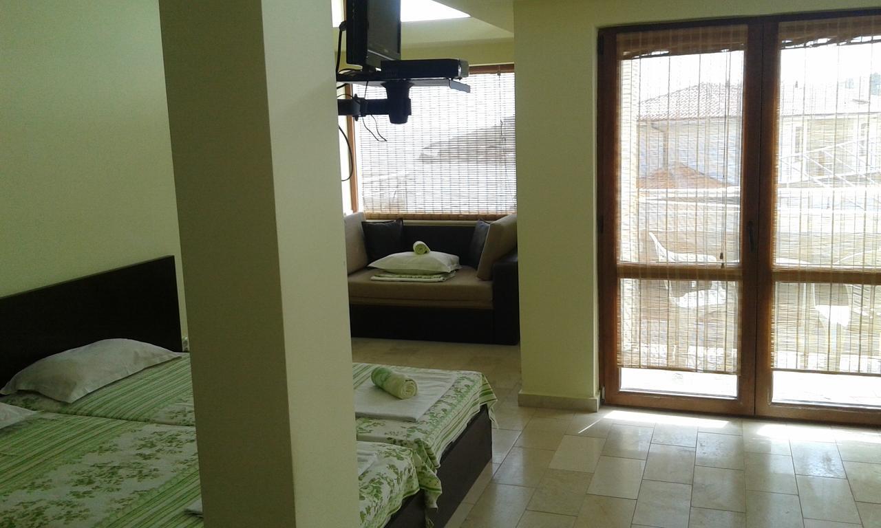 Akshaena Aparthotel Szozopol Kültér fotó