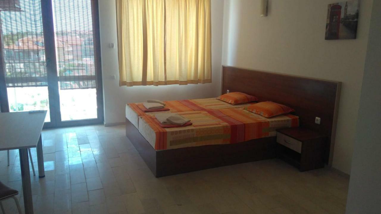 Akshaena Aparthotel Szozopol Kültér fotó
